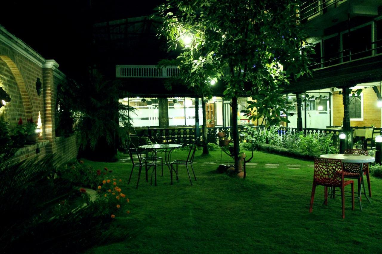 Boudha Mandala Hotel Катманду Екстер'єр фото